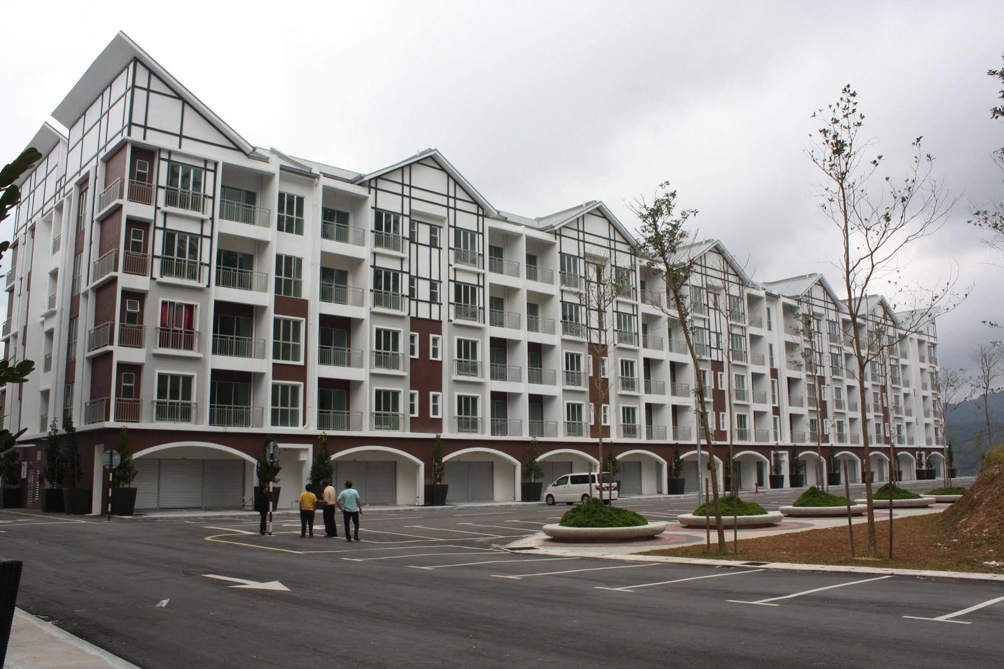 Cameron Golden Hills Resort Tanah Rata Exterior photo